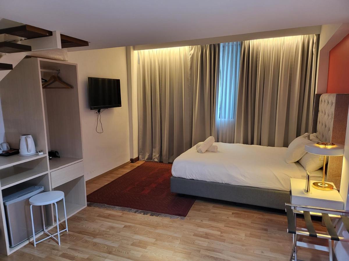 The Boutique Residence Hotel George Town Exteriör bild